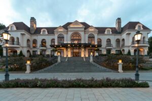 Khách sạn Mercure Dalat Resort 4 Sao - Travel With Me3